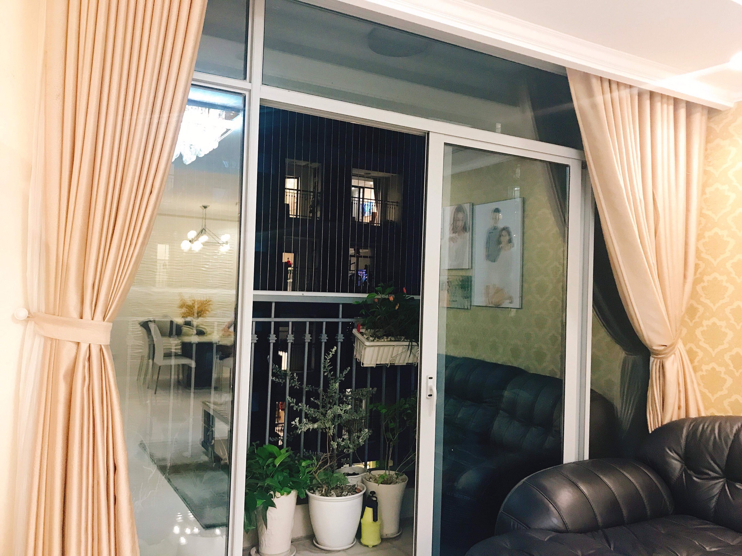 Cần cho thuê căn 3pn tòa Central 1 giá 1600$ dự án vinhomes central park